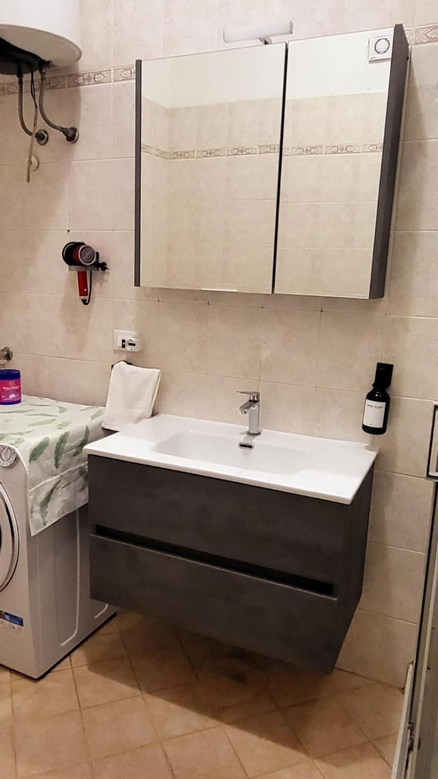Casa Manzoni Appartement Novara Buitenkant foto